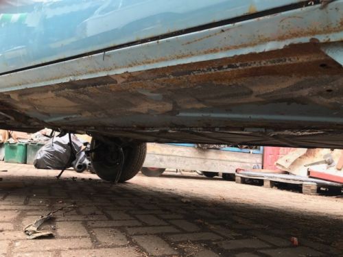 1971 VW Bay Window Camper Bus Deluxe Sunroof Project Niagara Blue and White