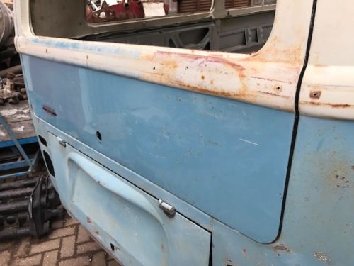 1971 VW Bay Window Camper Bus Deluxe Sunroof Project Niagara Blue and White