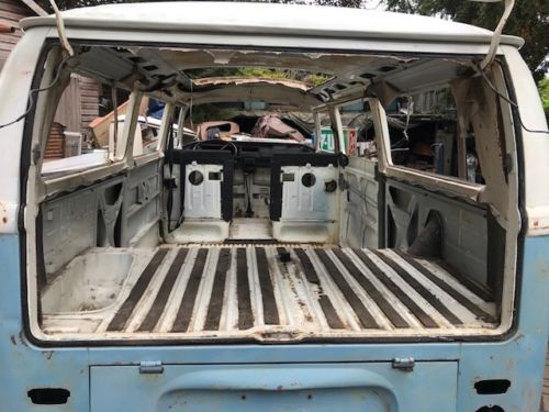 1971 VW Bay Window Camper Bus Deluxe Sunroof Project Niagara Blue and White