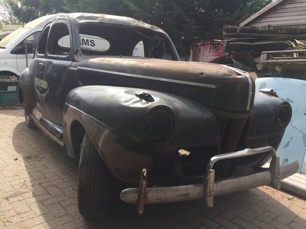 1941 Ford Deluxe Coupe