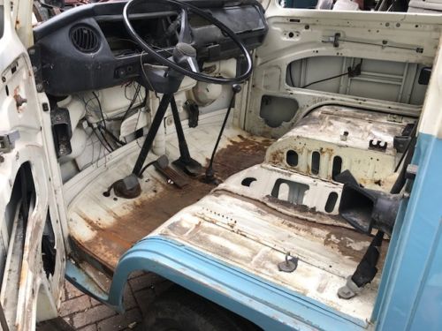 1971 VW Bay Window Camper Bus Deluxe Sunroof Project Niagara Blue and White