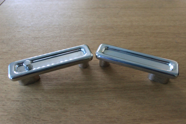 Bay Westy Cabinet Handle with Button