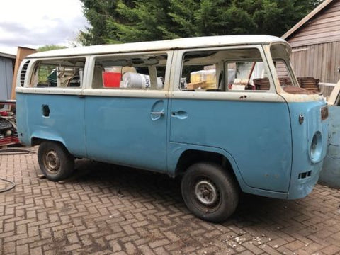 1971 VW Bay Window Camper Bus Deluxe Sunroof Project Niagara Blue and White